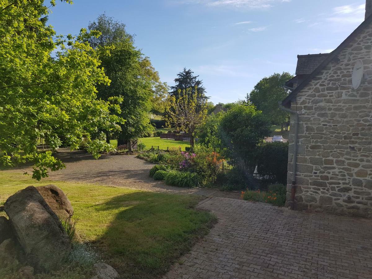 Le Grand Domaine Du Rocher Bonnemain Luaran gambar
